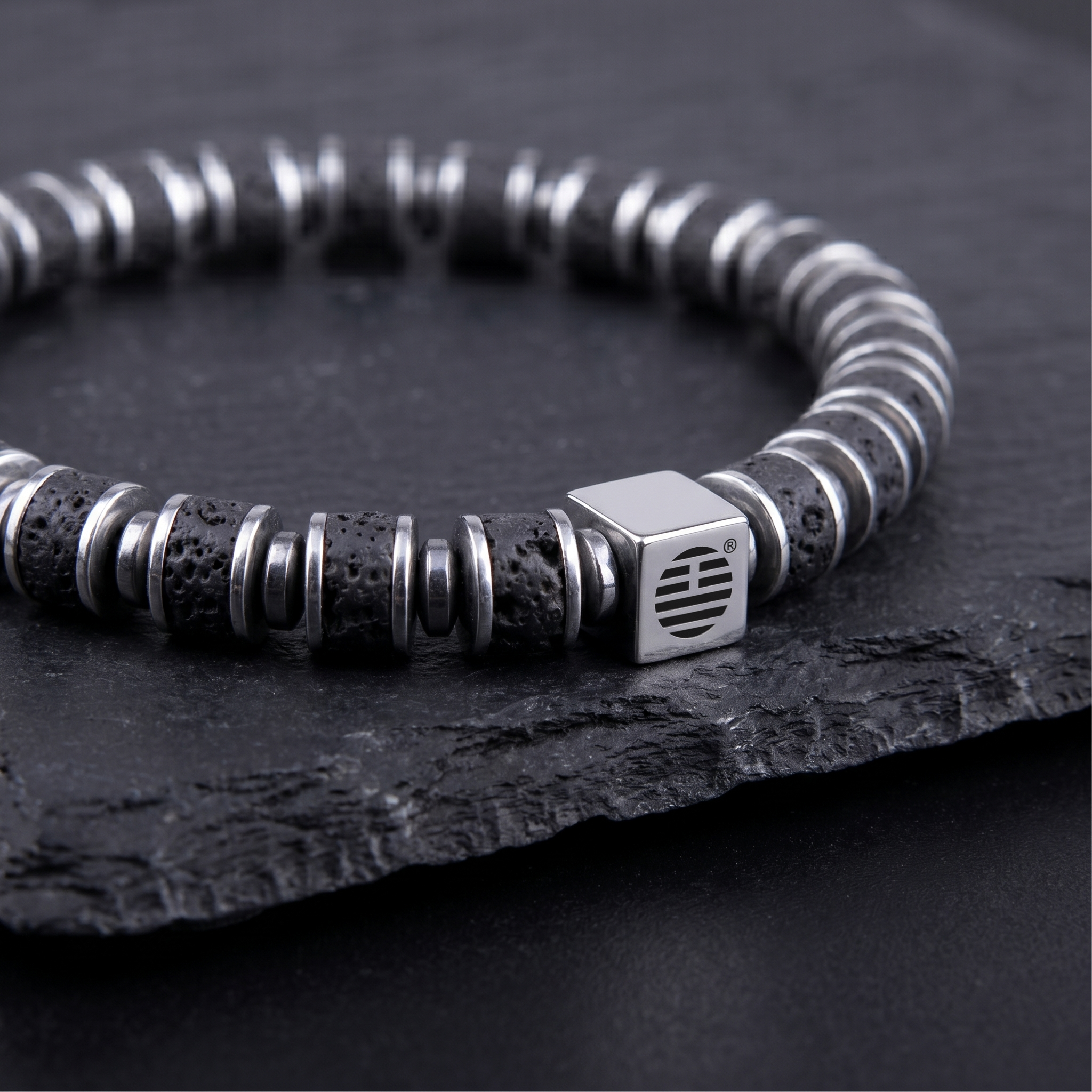 Minimalist — Black Lava (FR6mm)