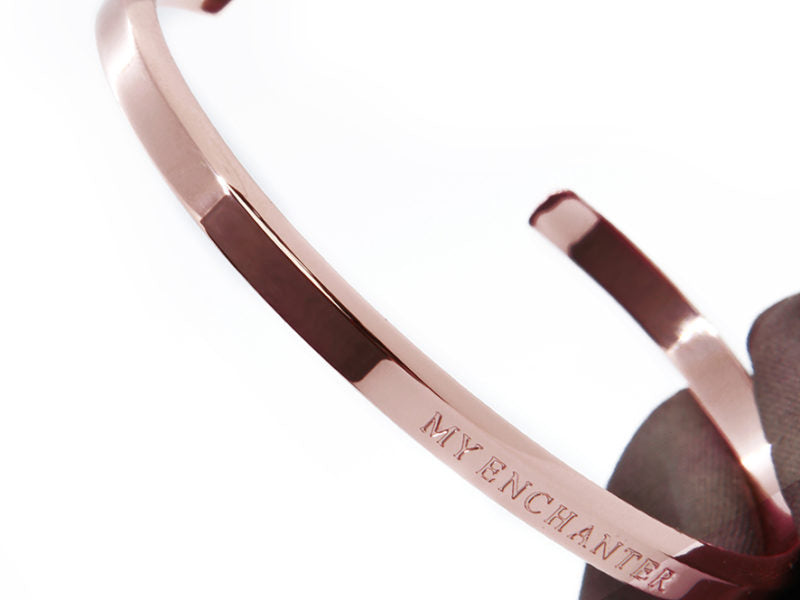 Women's Minimalist Cuff